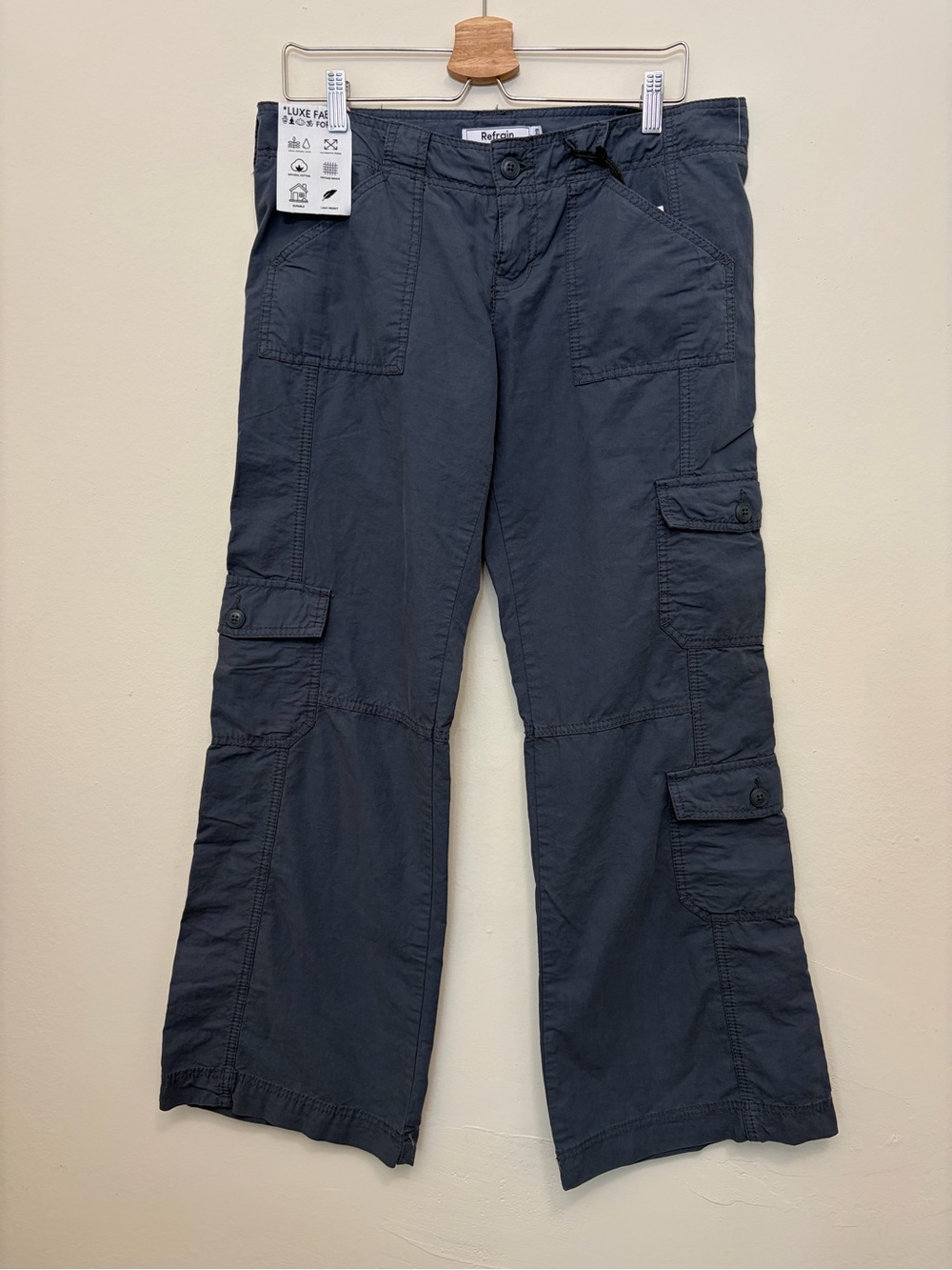 Refrain Women’s Low Rise Cargo straight Leg Gray Color Pants, 9/29  NWT